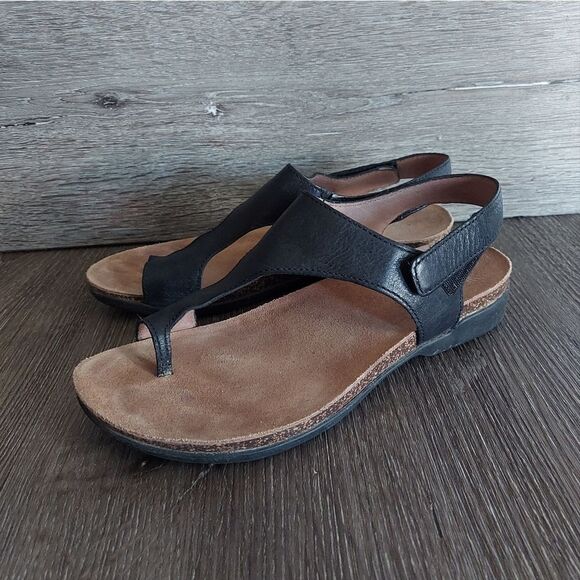 Dansko Reece Black Toe Loop Sandal Size 37 - Picture 1 of 10